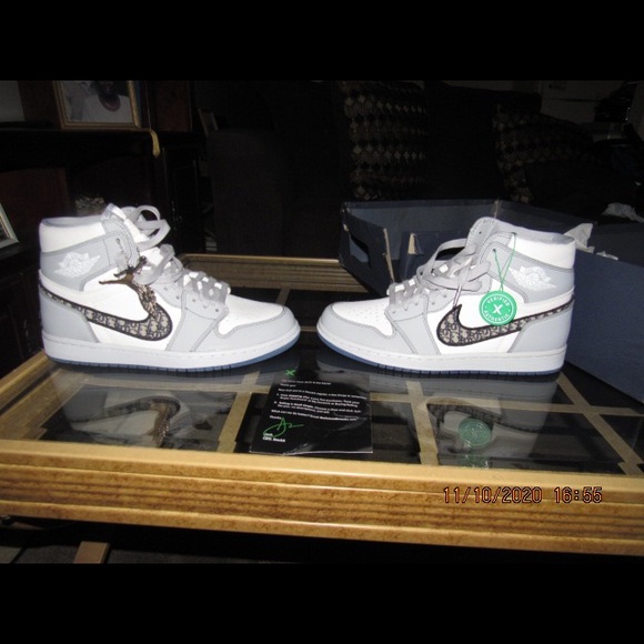 Air Jordan “Dior” 1s - Picture 3 of 4
